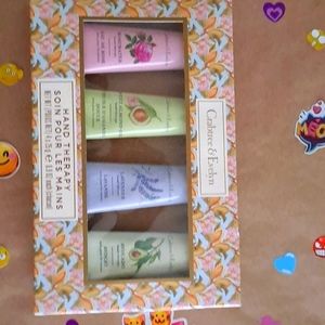 Crabtree & Evelyn Hand Therapy 4-Piece set